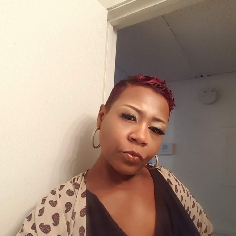 Meet your Posher, Tahema